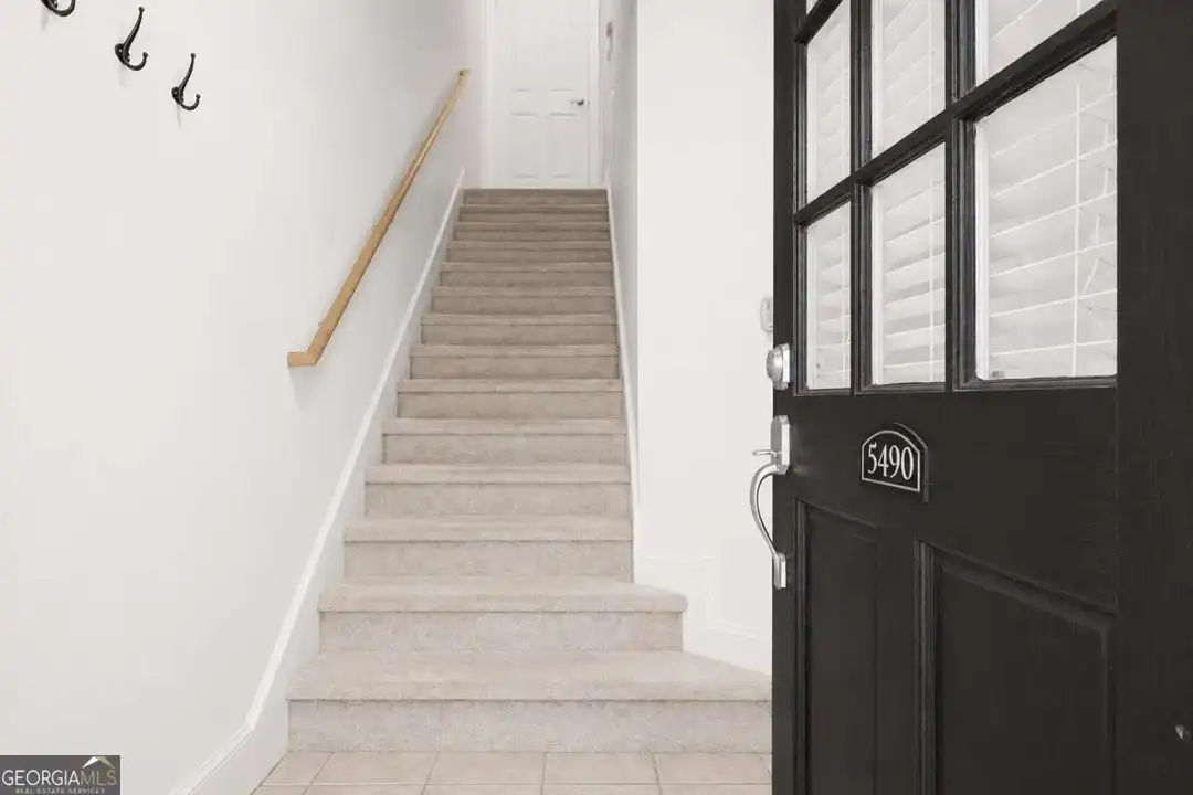 5490 Glenridge Park NE #5490 - View 2