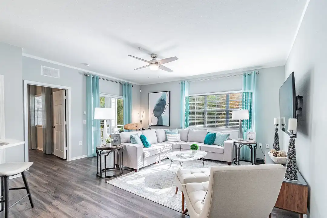 THE PARQ AT CROSS CREEK - Vista 5