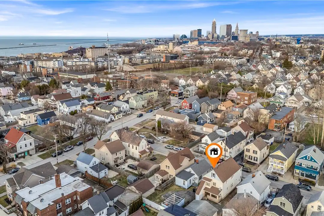 1330 W 67th St – pohled 4