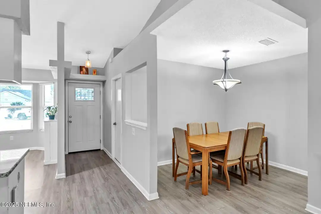 3184 Ryans Ct - More
