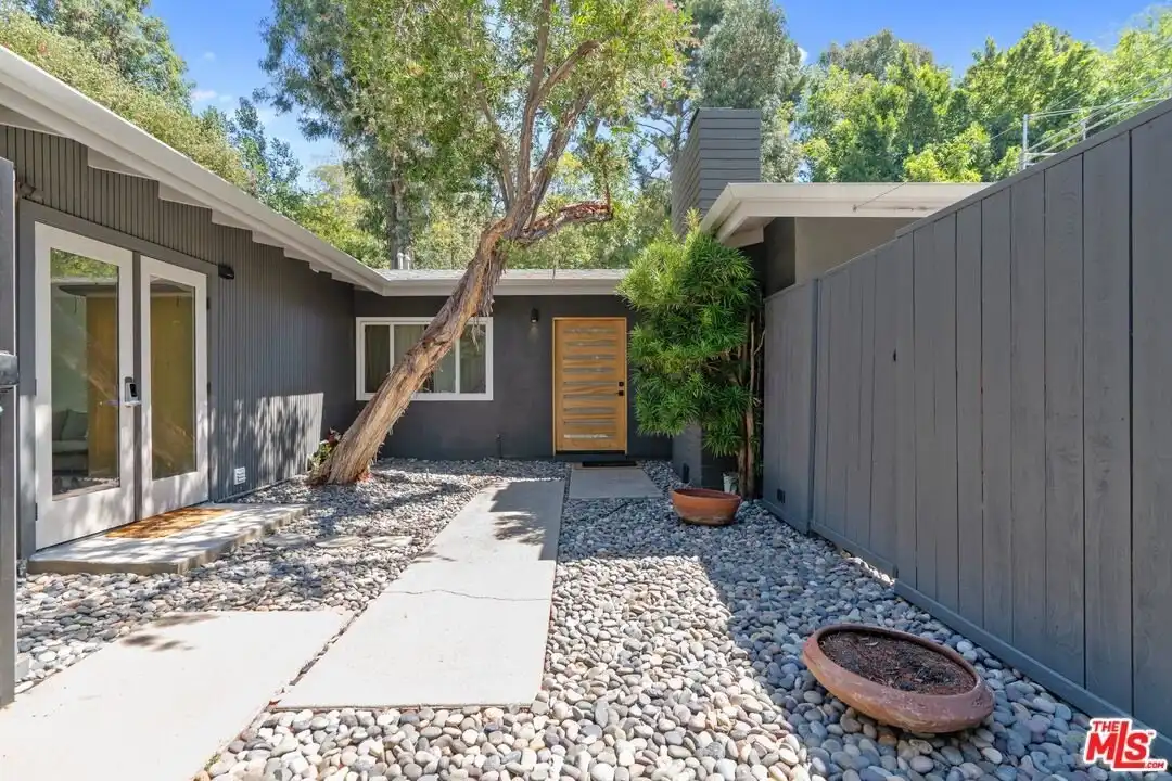 2820 Nichols Canyon Pl - Изглед 4