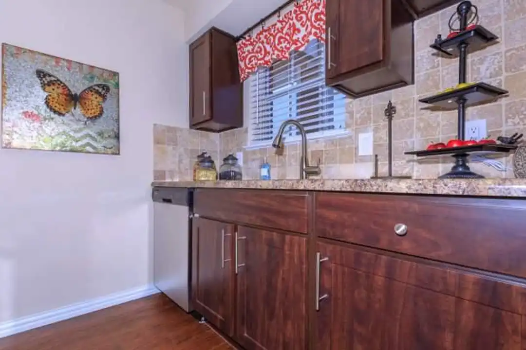 6201 Windhaven Pkwy unit # 6275 - More