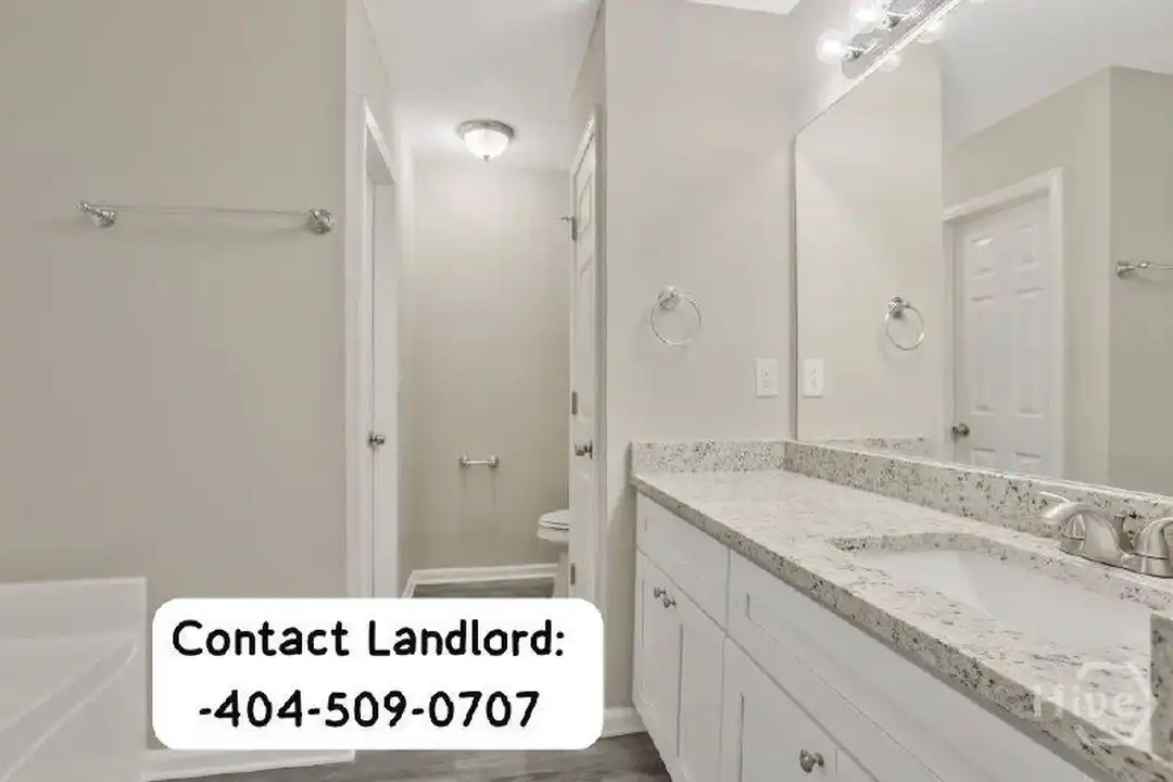 6530 Lake Mill Ct - View 5