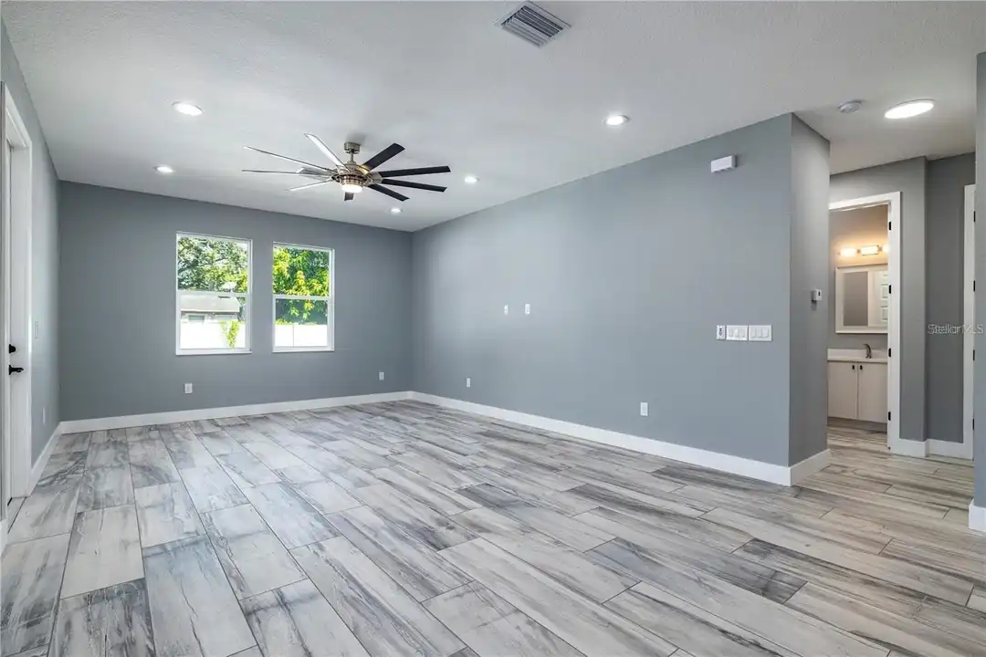 4205 W Arch St – další
