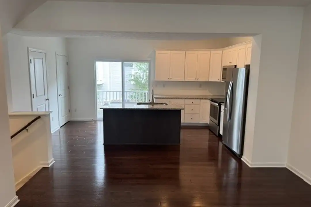 221 Faulk Dr - View 3