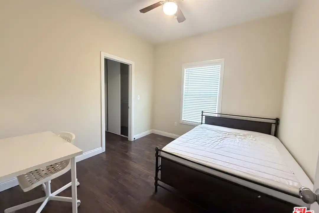 1254 W 37th Dr #1248 – další