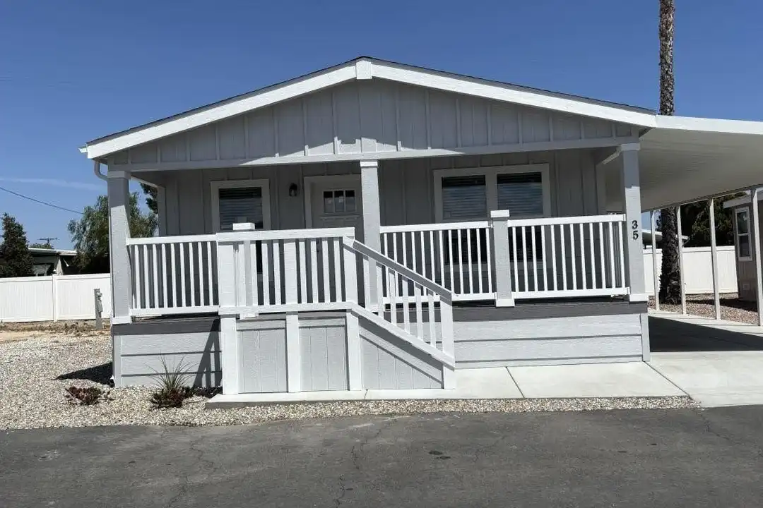 4400 W Florida Ave #0035 – photo 1