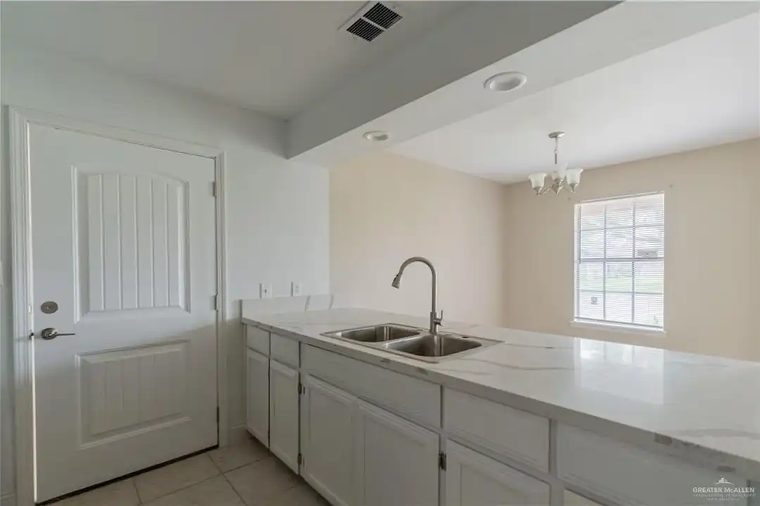 4009 Yucca Ave W - View 5