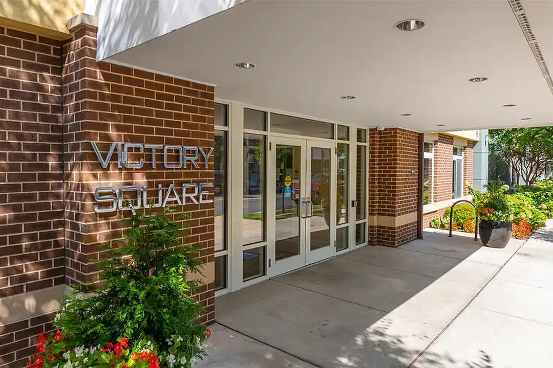 Victory Square 55+ Active Senior Apartments – photo 1