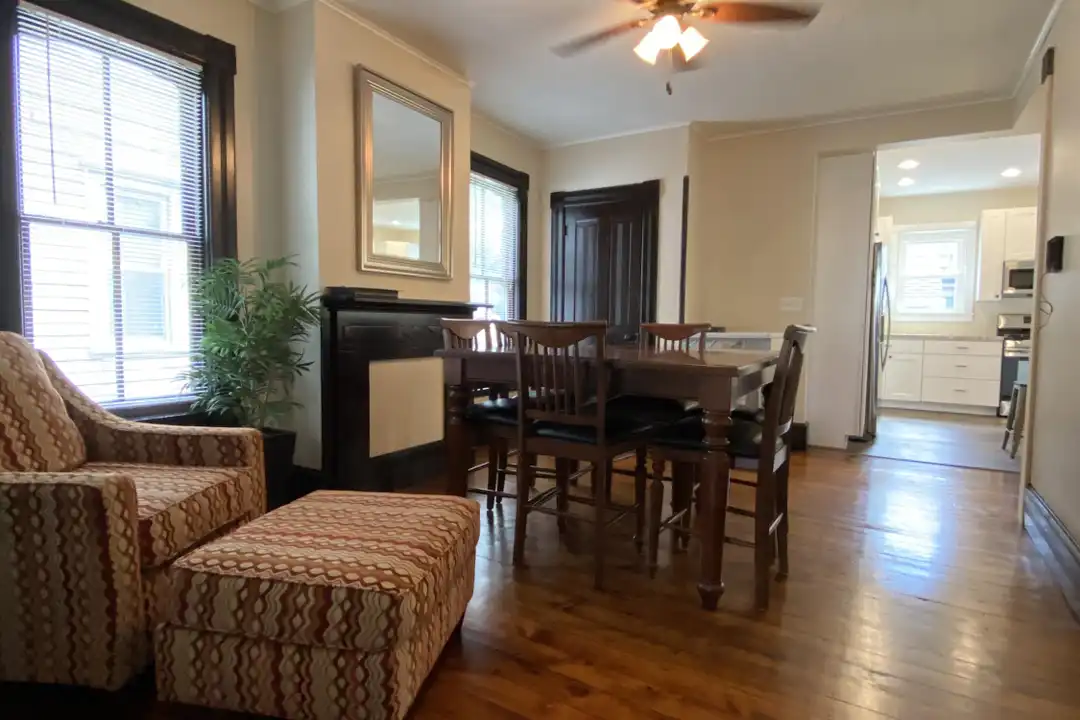 Apartment in Williamsport - More