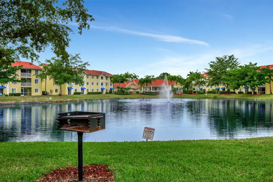 8297 Key Royal Ln unit 334 - View 2