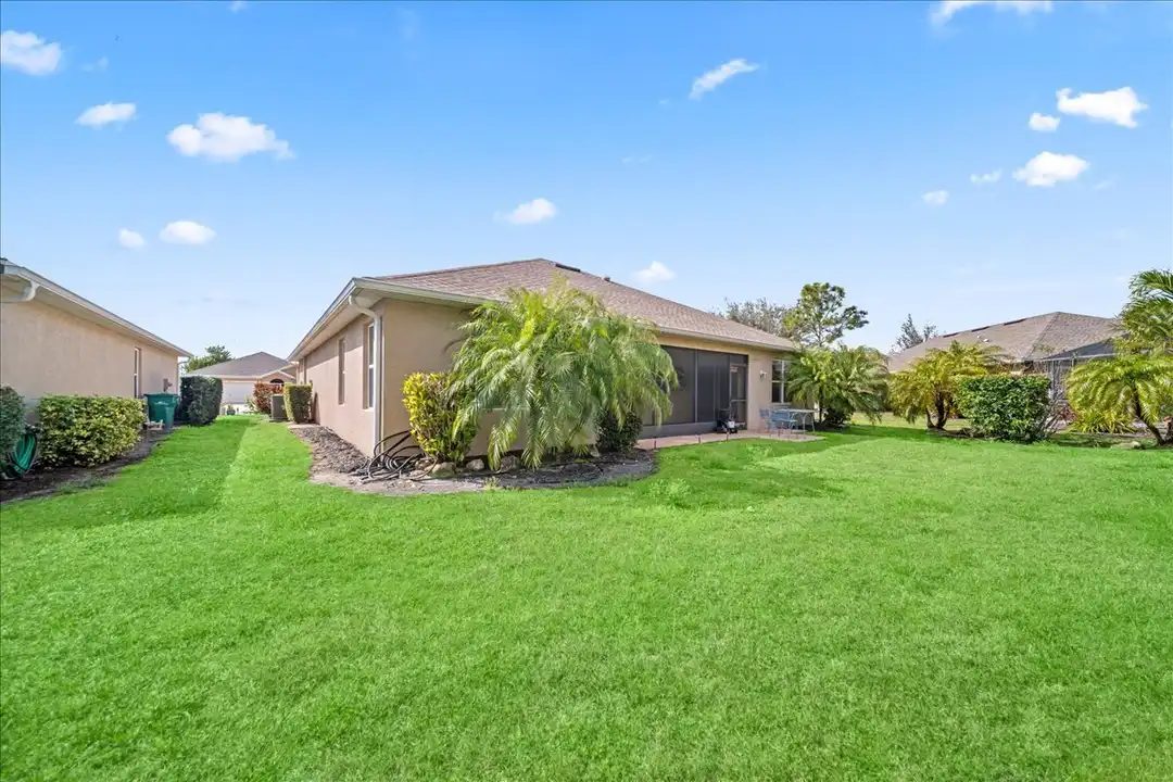 7836 Mikasa Dr - View 6