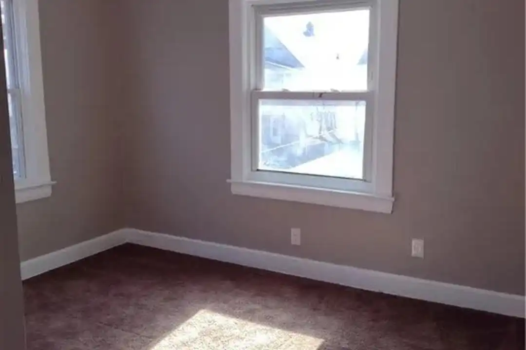 620 Eddy Rd unit 2 – photo 1