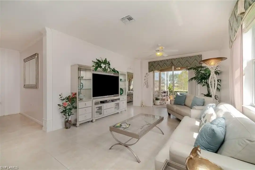 1637 Morning Sun Ln #E-12 - View 3