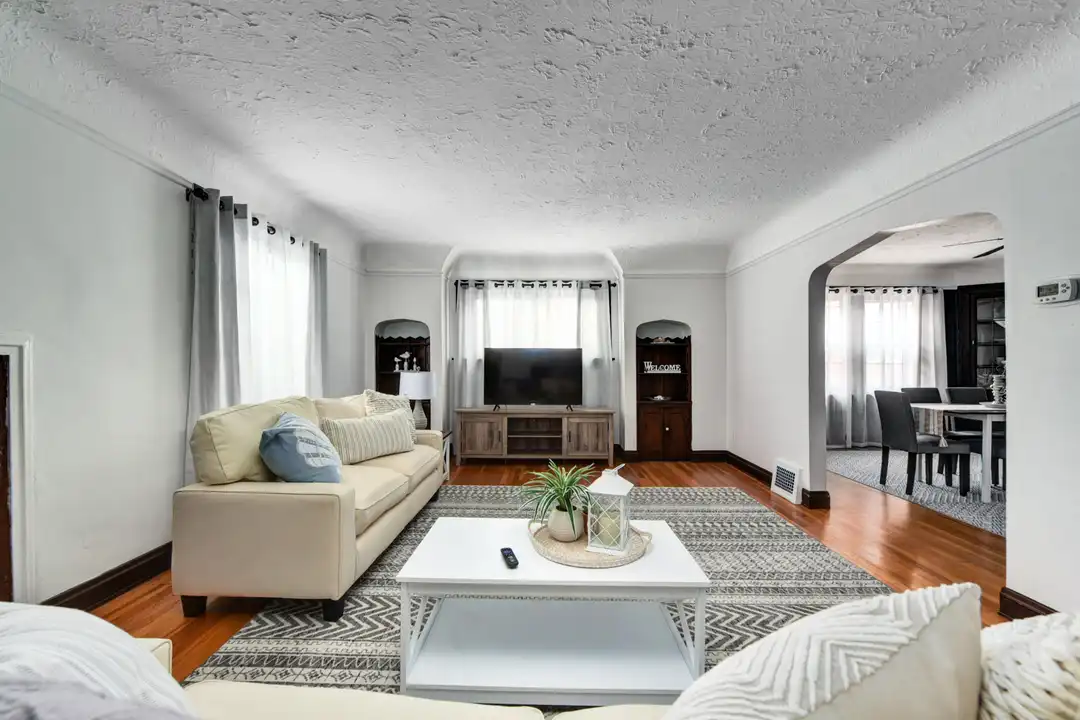17612 Winslow Rd unit 2 – photo 1