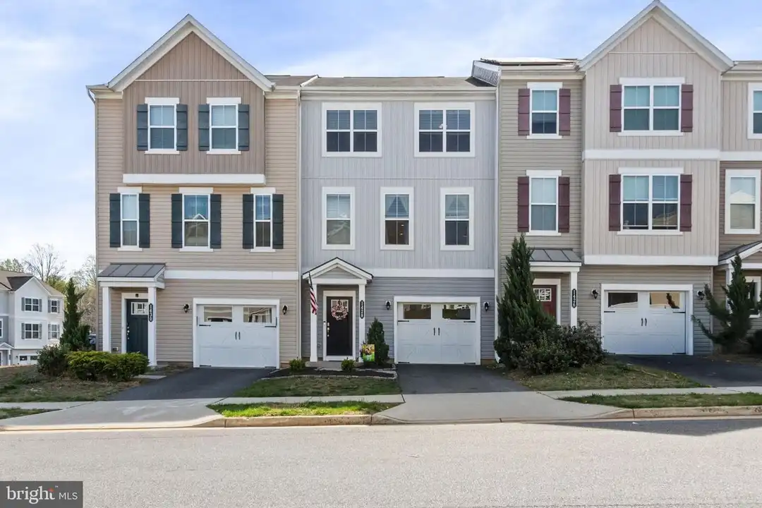 1428 Hudgins Farm Cir - View 2
