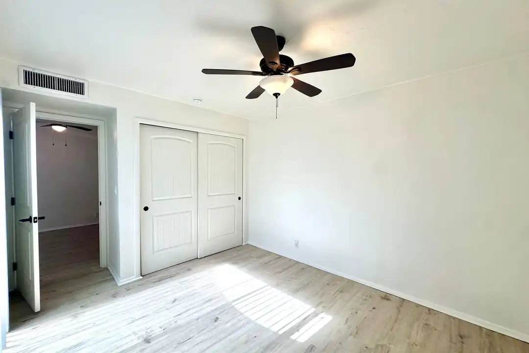 1331 W Pennington St unit Penn1339 - More