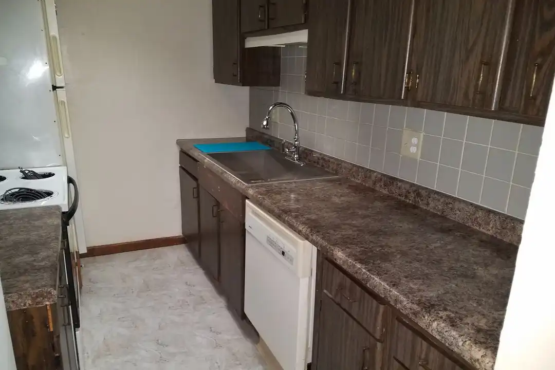 4880 Springfield St unit 4860-1 – photo 1