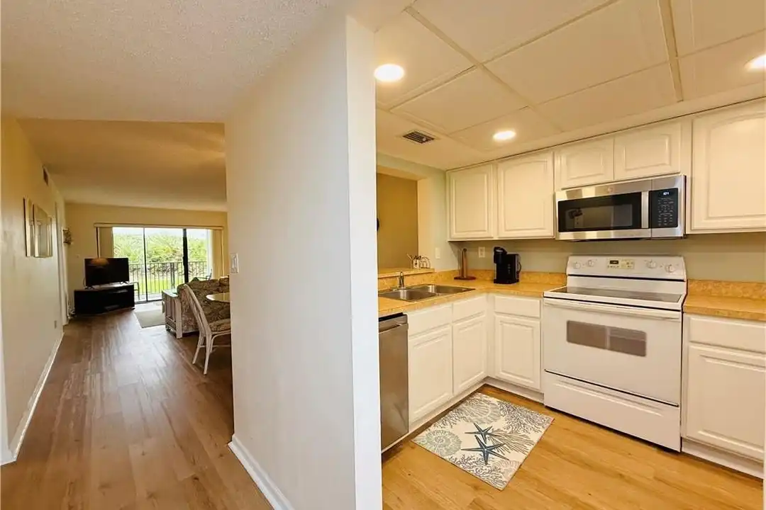 9490 S Ocean Dr #113 - View 3