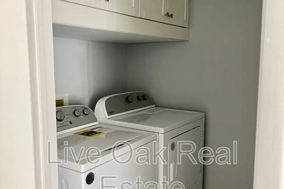 2141 Whispering Sands Ln - More