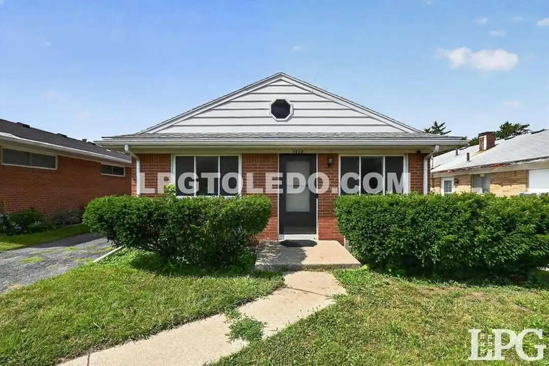 1818 Christian Ave – photo 1