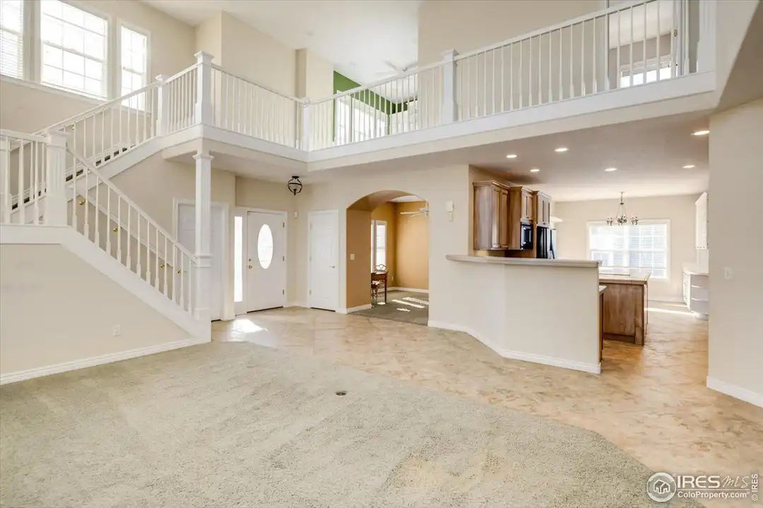 House in Windsor - View 5