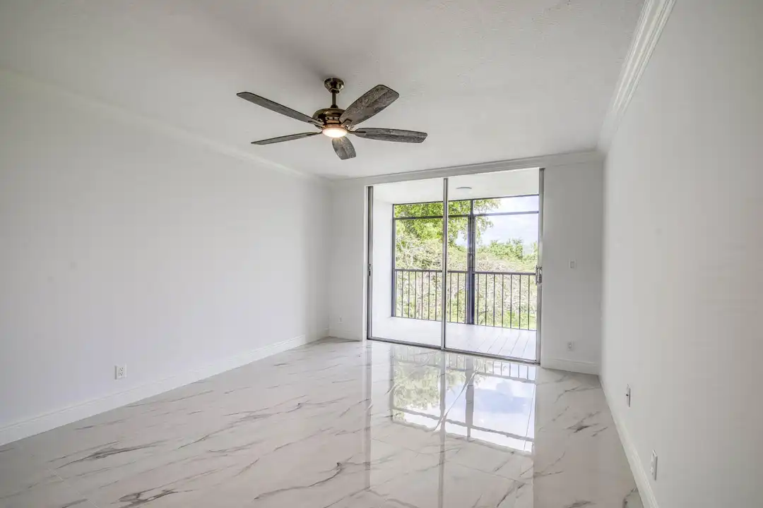 6795 Huntington Ln #406 - View 5