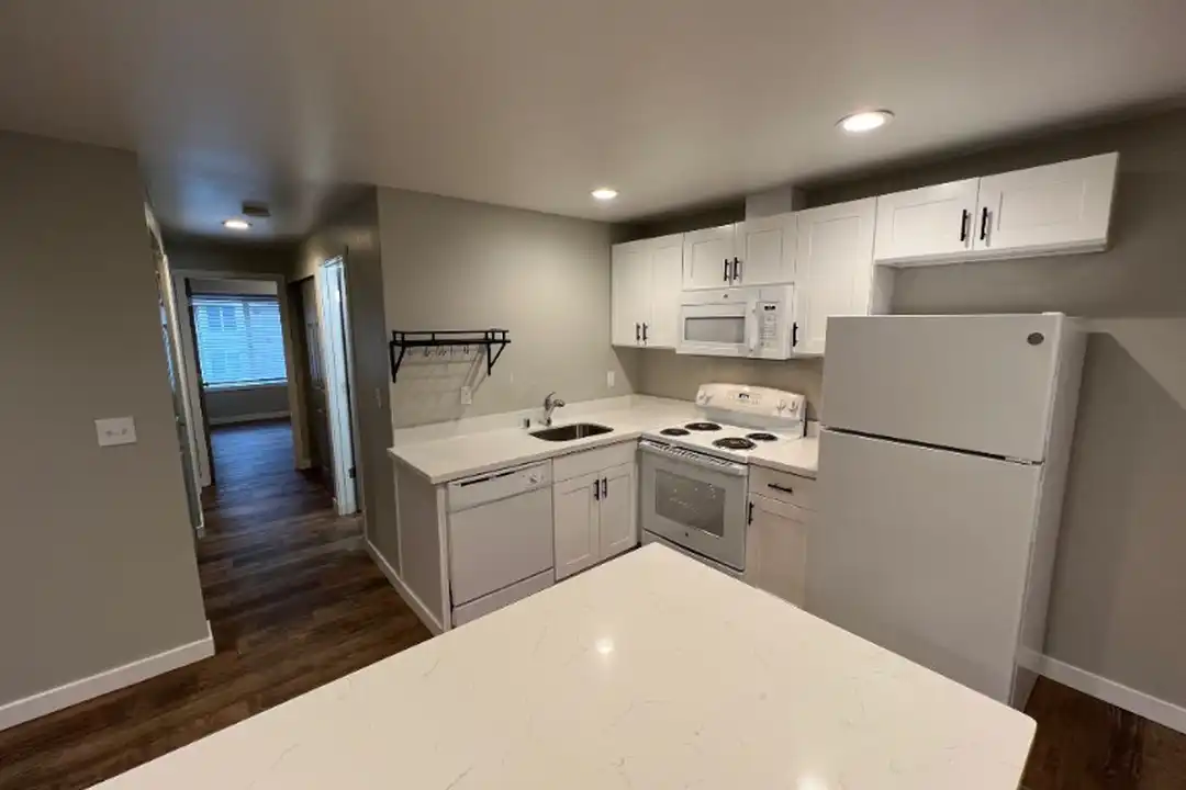 2400 20th Ave NW - View 2