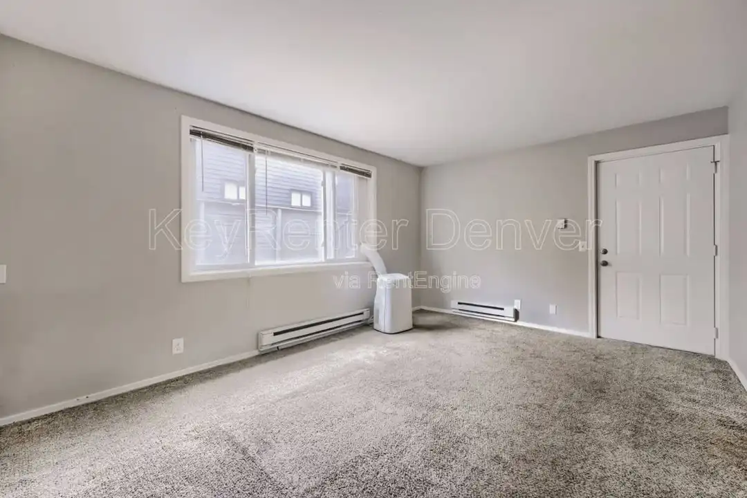 2445 Lawrence St unit D – pohled 5