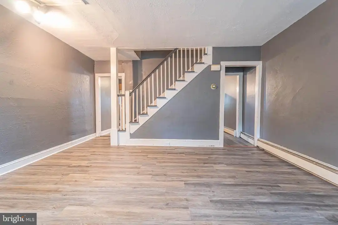 510 York St – photo 1 of 11