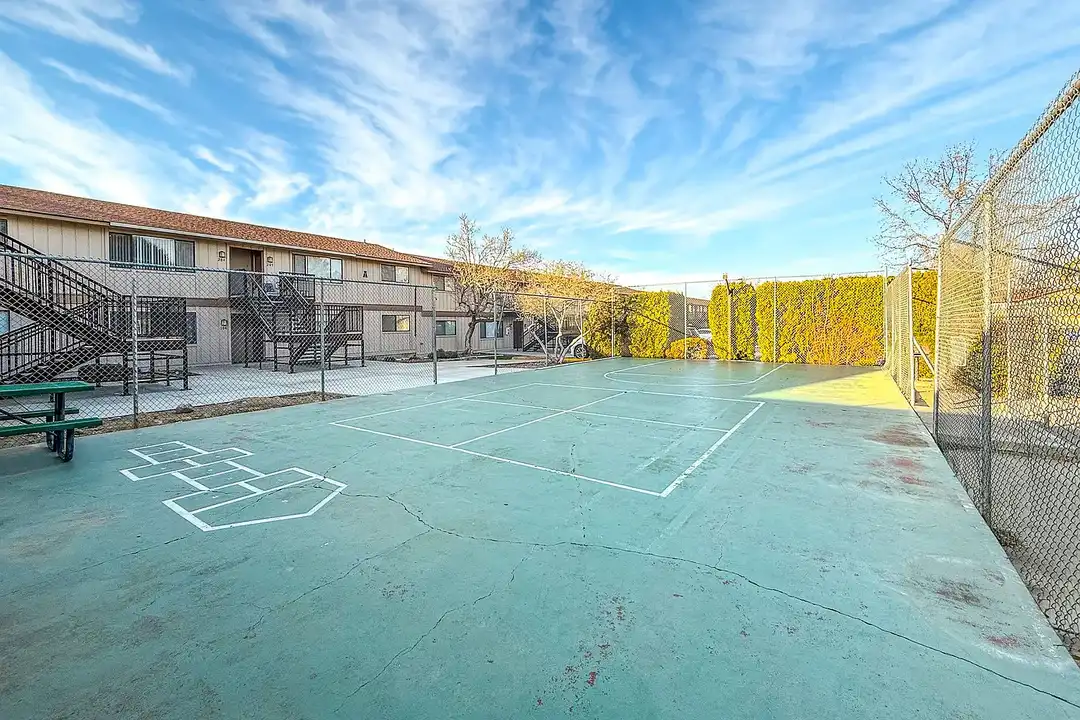 Avalon Court Apartments - View 3