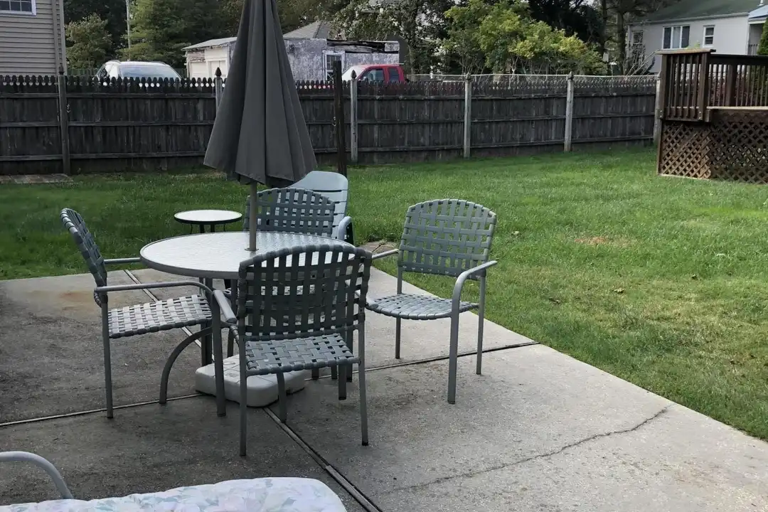 17 Clarence Ave - View 3