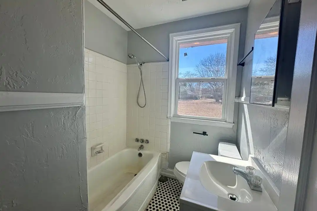 716 Miller Rd unit 716 B - View 6