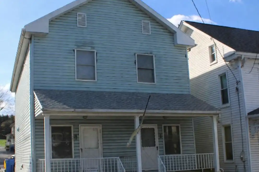 32 Church St – photo 1 of 7