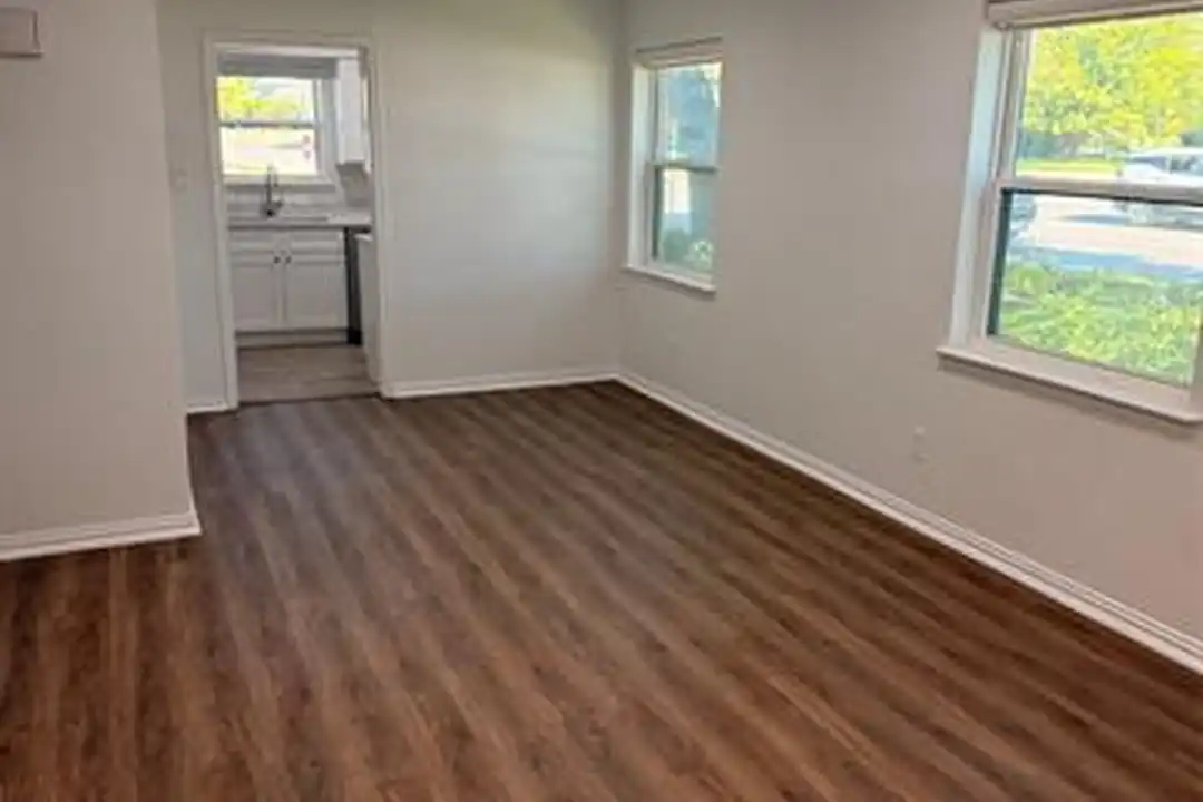 Apartment in Highland Park, Dallas - View 5