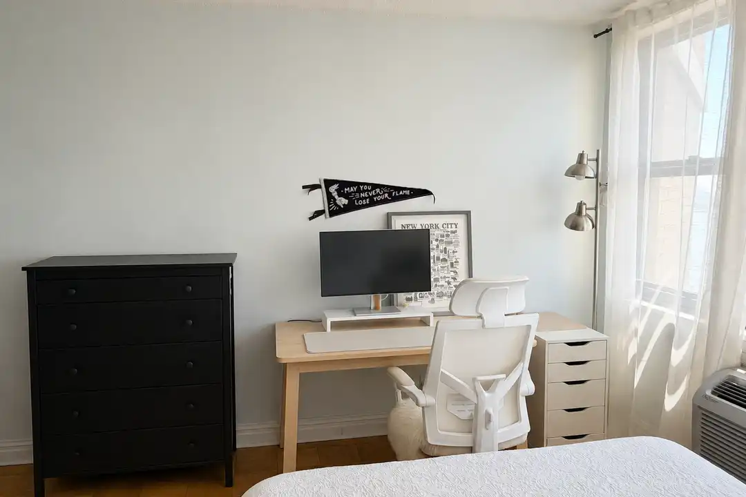 Apartment in West New York - View 5