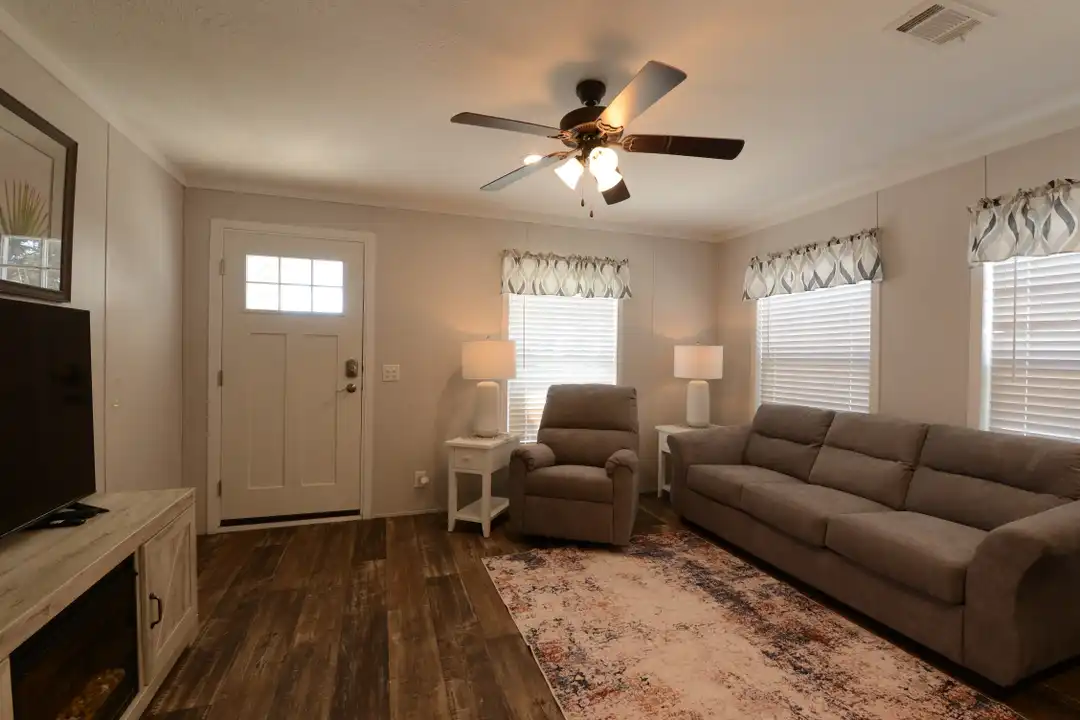 6604 Lakewood Dr #168 - View 3