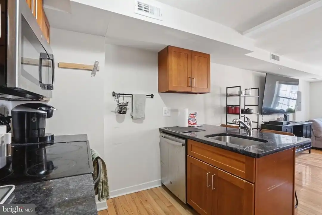 Apartment in Philadelphia - More