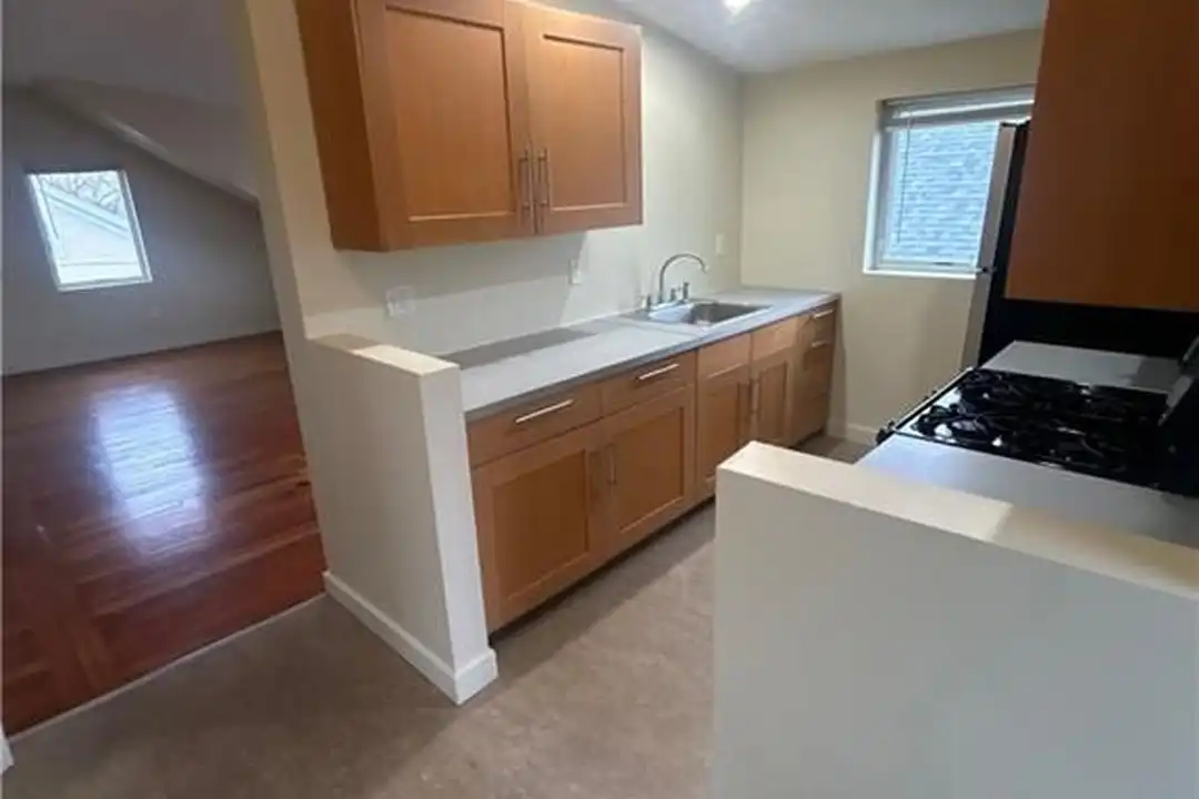 32 Yale Ave #3 - View 3