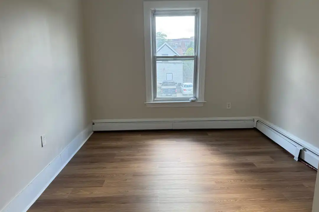 986 Smith St unit Unit 2 - More