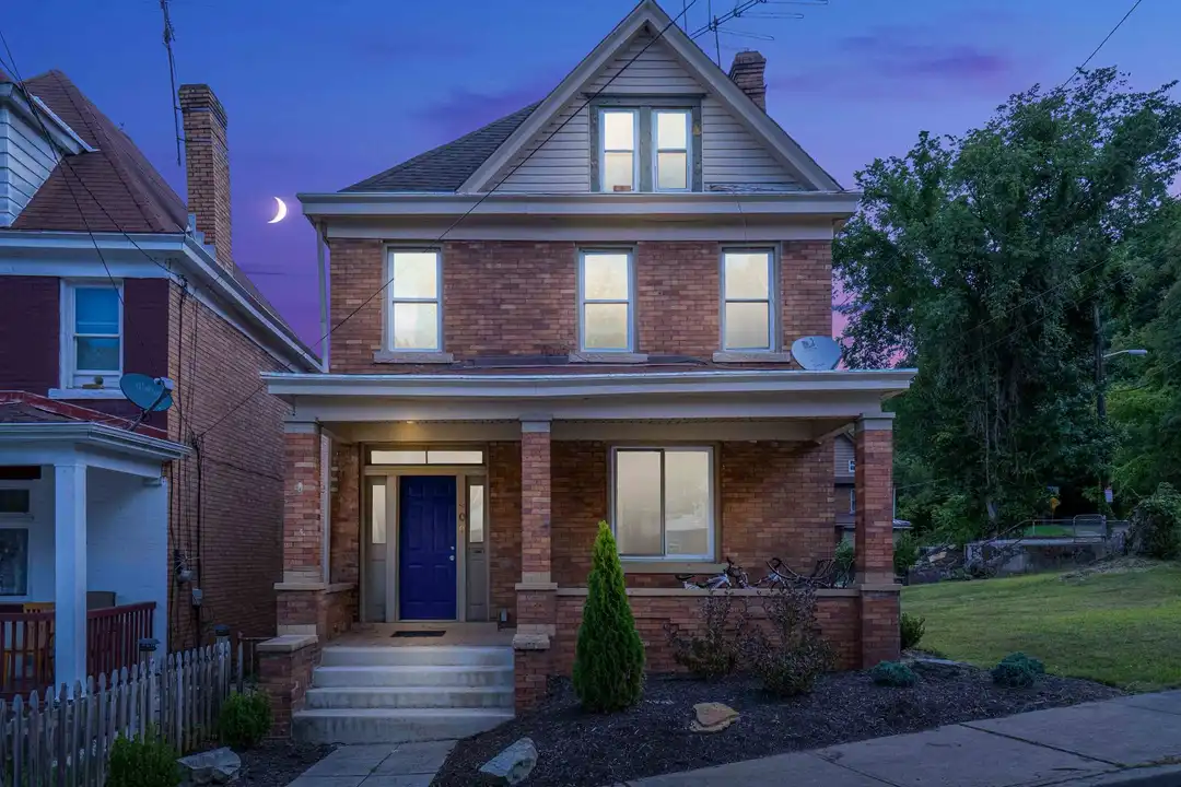 400 W Prospect Ave - View 3