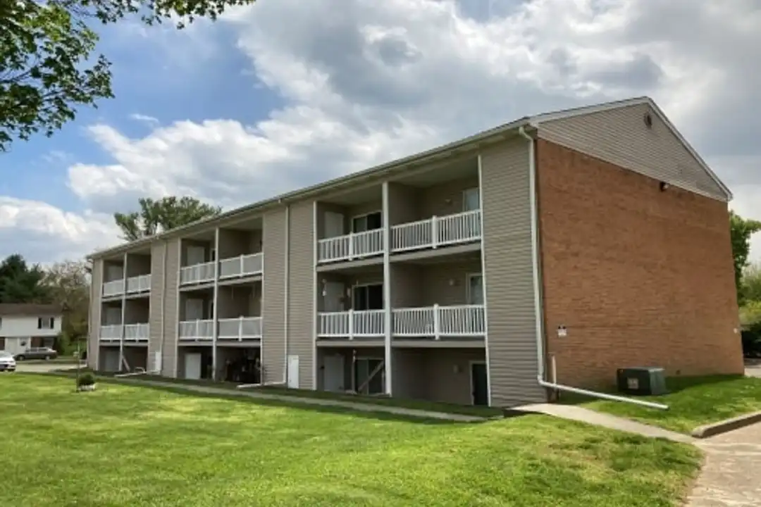 807 Whitney Ave NW unit 106A – photo 1 of 9