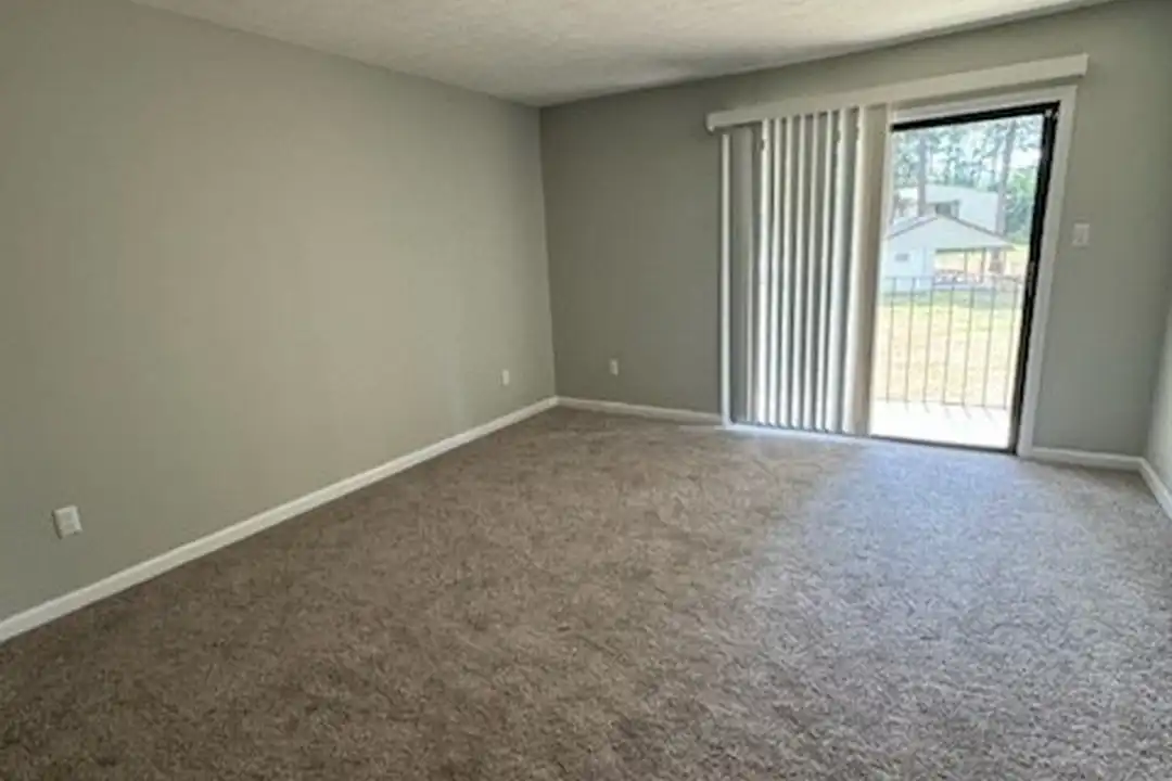 941 Applewood Ln - View 2