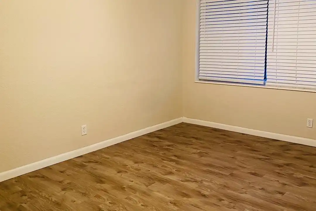 124 Yacht Club Dr #6 - View 6