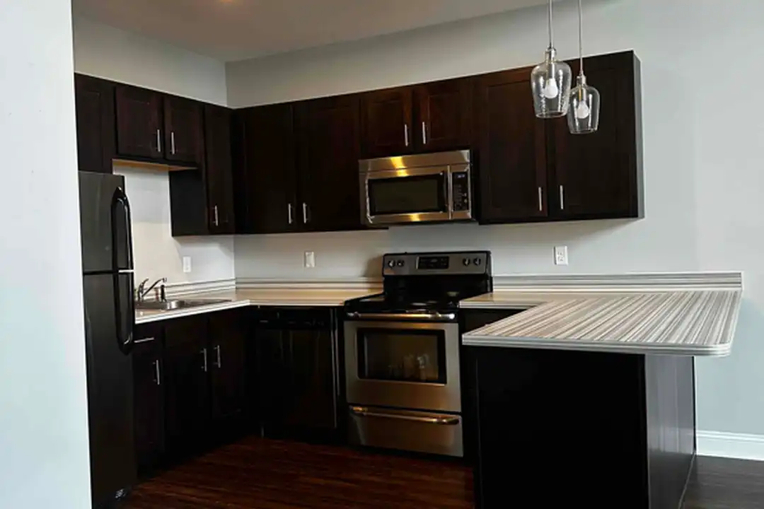 970 Ridge Ave unit 5 – photo 1