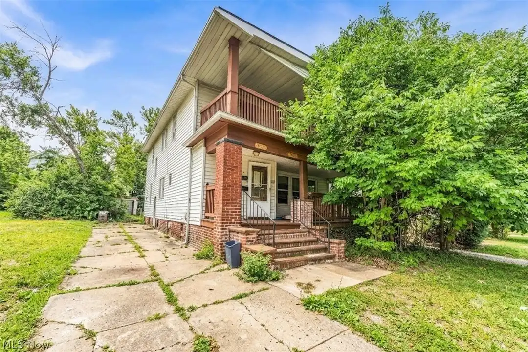 3428 Altamont Ave unit 2/UP – photo 1