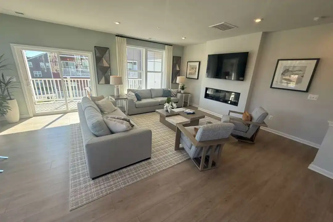 809 Birchwood Hl Pl unit B - View 6