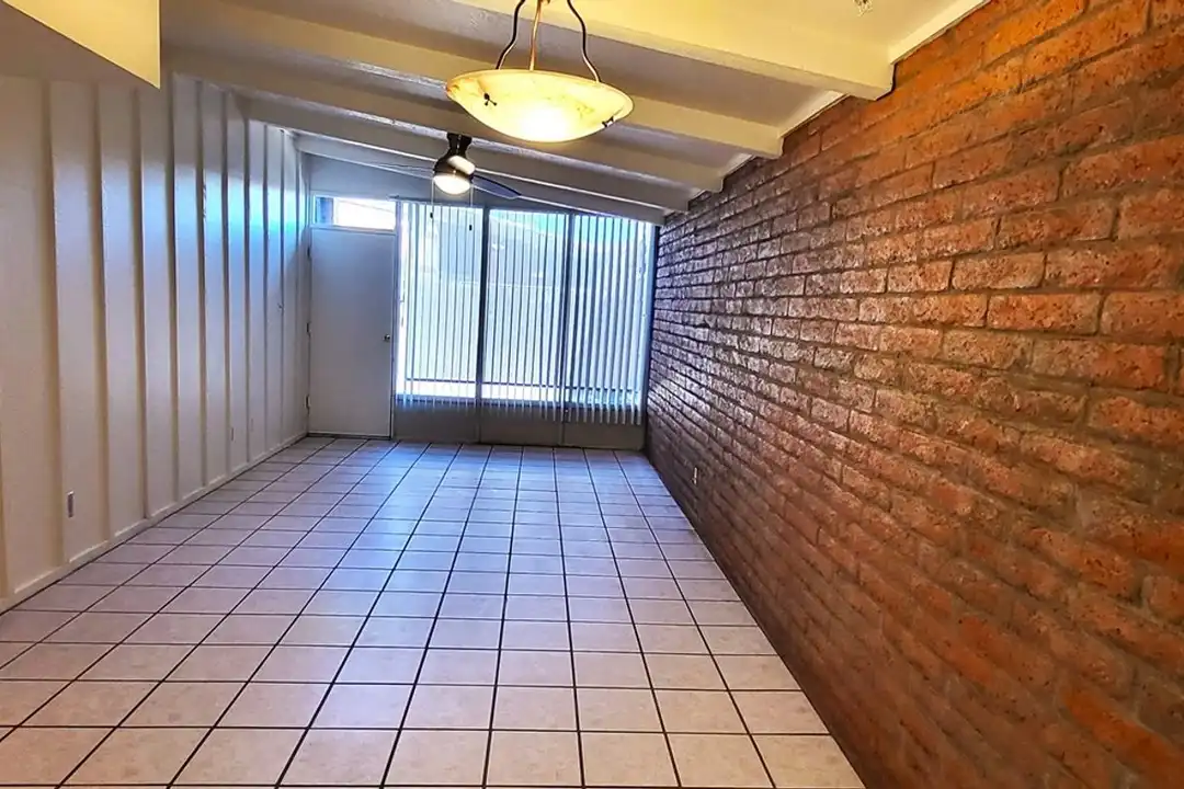 3056 N 32nd St unit # 363 - View 6