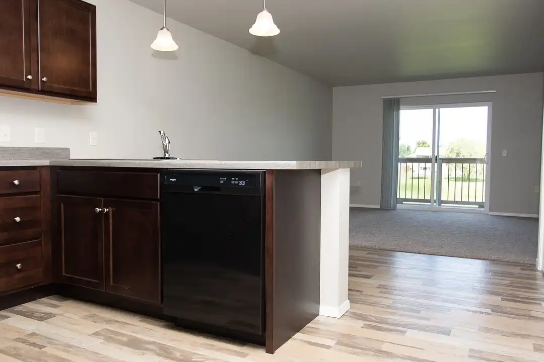 Edgewood Apartments - View 5