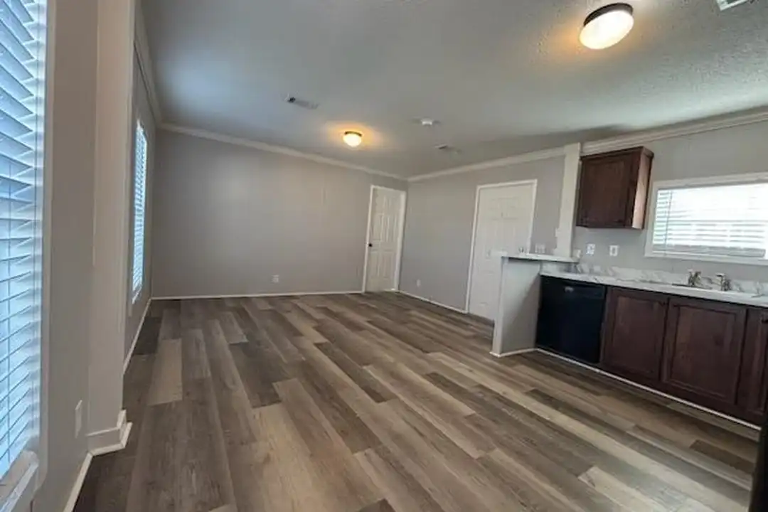 4000 24th St N #402 - View 3